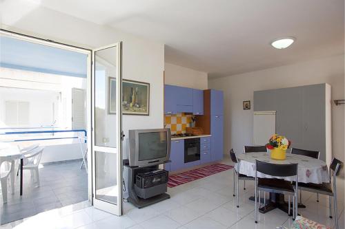 Glicine apartment with pool in residence - Happy Rentals