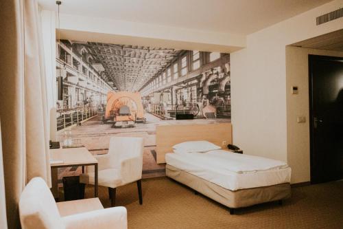 Iness Hotel - image 2