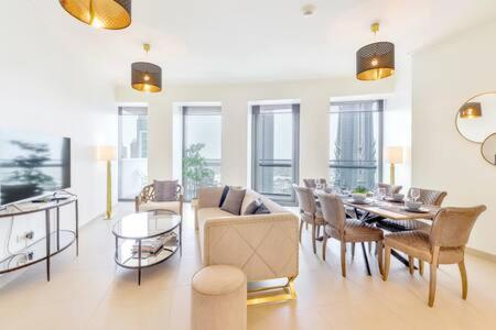 HOSPITALITYEXPERT Best 2BR in Downtown, Sleeps 5, Dubai (photo 3)