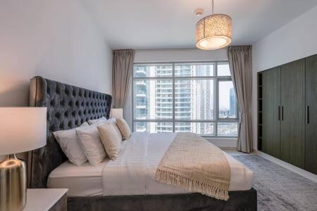 Hospitality Expert LW1302 - D Mall Opera Fountain - image 10