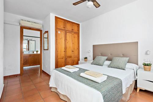 Villas Playas de Fornells - image 7