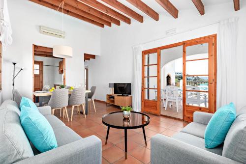 Villas Playas de Fornells - image 11