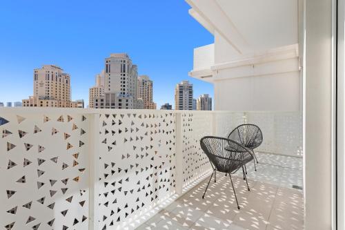 Elegant and Modern 1BR Apt in JBR with Beach Access, Dubái (foto 4)