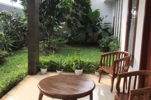 Cozy house in Pekayon, Bekasi in Bekasi
