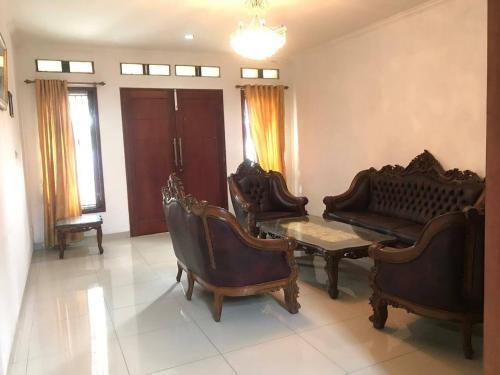 Cozy house in Pekayon, Bekasi in Bekasi