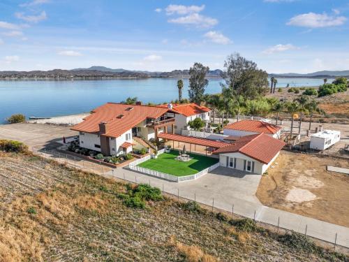 DreamLake on Grand in Lake Elsinore, USA