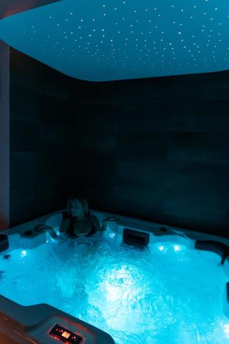 Sauna, Frasteva resort in Valverde (Catania)