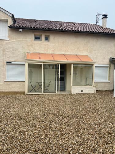 Chambre Les gites de la Gare in Saint Front De Pradoux