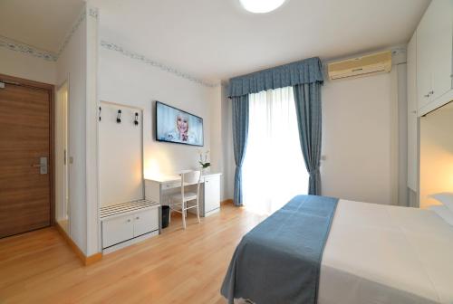 Comfort Room with Lateral Sea View