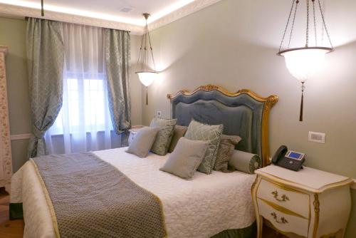 Villa Della Torre Room Type - Superior Double or Twin Room Villa Della Torre Room Type - Superior Double or Twin Room
