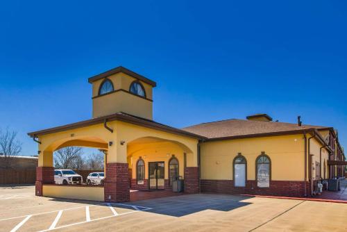 Quality Inn Bay City TX in Bay City, USA