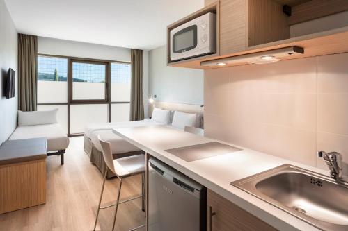 B&B Hotel Barcelona Sant Cugat - image 8