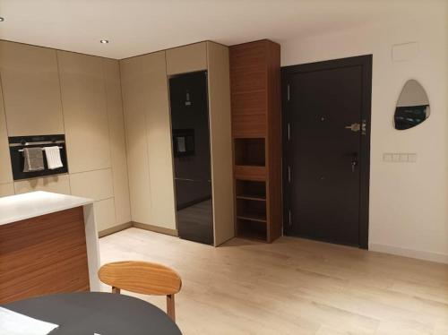 Moderno apartamento con garaje junto Corte inglés