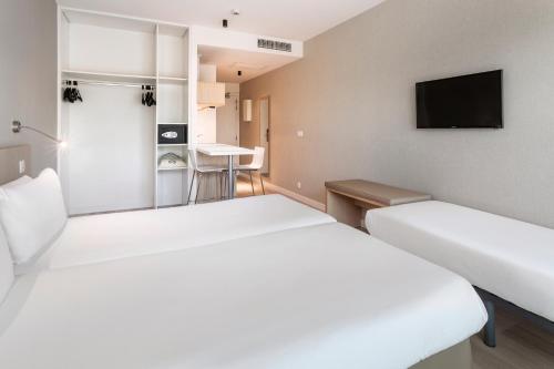 B&B Hotel Barcelona Sant Cugat - image 5