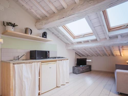 Penthouse Apartment image 7