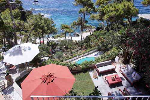 Villa Cisterna Capri, private beach front property with pool