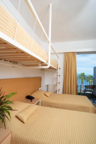 Family Room with Sea View