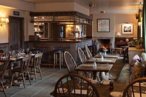 . The Kirkstyle Inn & Sportsman Rest