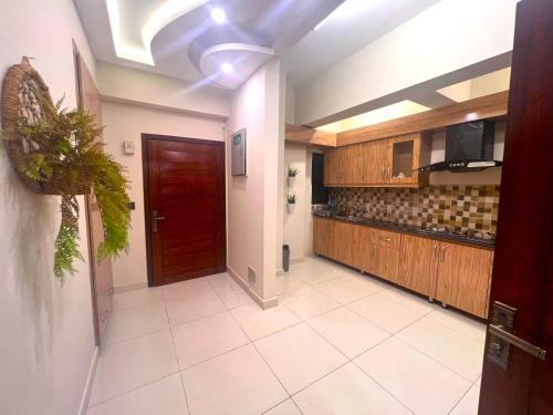 Luxuriant 3 Bed Apartment Defence Residency DHA Phase 2 Islamabad The Realtors Inn - image 4