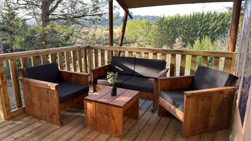 Tente Lodge au Domaine de l'Aven in Villeneuve-Minervois