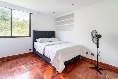 3 Story Penthouse with 2 parking spaces in Laureles, Medellín (fotografie 2)