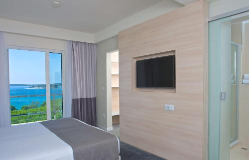 Superior Double or Twin Room - Sea Side