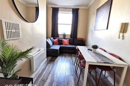 Cosy Apartment near OConnell ST RELIABLE FAST WIFI, Dublin (photo 2)