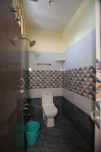 ABOORVA GRAND INN _ HOMESTAY_ ROOMS _RESORT _HOTEL IN KUMBAKONAM