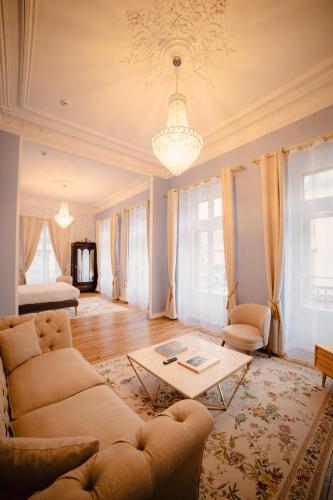 Hôtel De L'Europe - image 3
