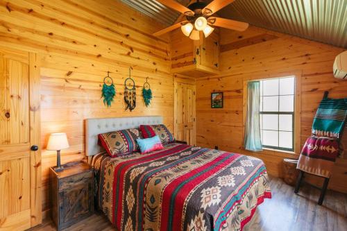 Brazos River Cabin on 15 acres