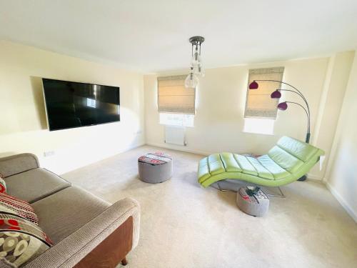 Cozy and comfy in Corby