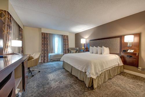 Hampton Inn & Suites By Hilton - Rockville Centre