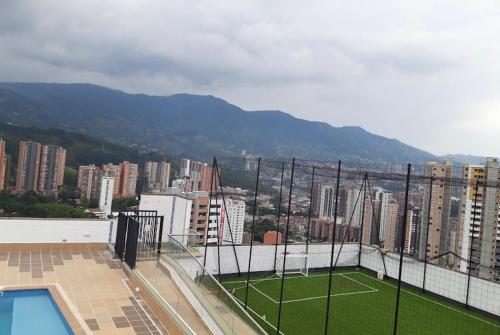 Impecable y lujoso apartamento para una estadía unica, Medellín (foto 6)