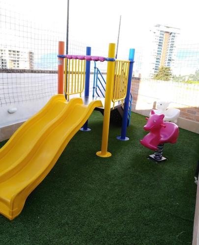 Impecable y lujoso apartamento para una estadía unica, Medellín (foto 7)