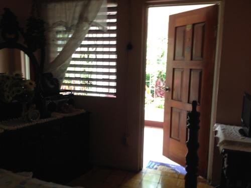 Double Room image 2