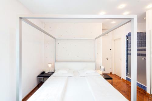 Hotel Aurora - image 9