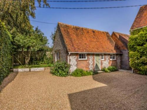 Pass the Keys Charming Country Cottage With Spectacular Views
