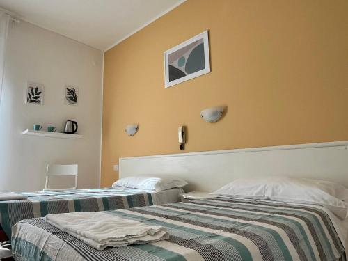 Hostal Parini - image 8