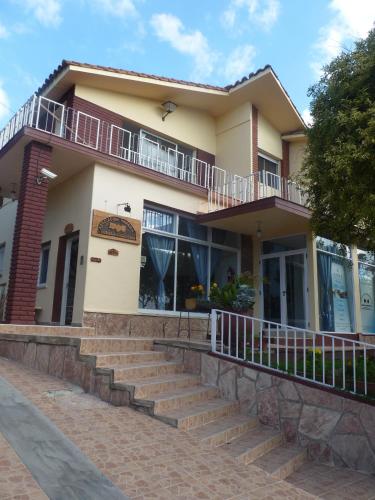 Hotel Aoma Villa Carlos Paz - 출입구