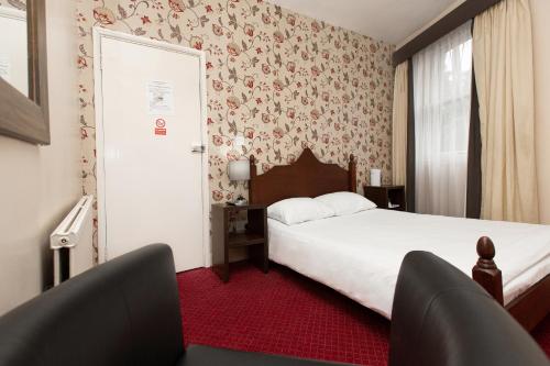 Islington Inn photo 4