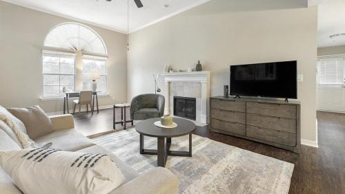 Landing Modern Apartment with Amazing Amenities ID3244X73 in Memphis, USA