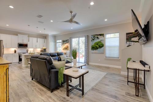 Modern Ocala Townhome Near Golf Club And Wec! - Ocala, FL