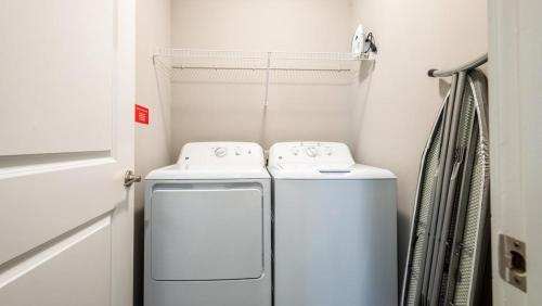 Landing Modern Apartment with Amazing Amenities (ID7738X85) in Falconbridge