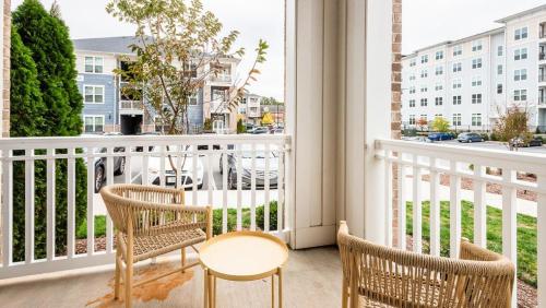Landing Modern Apartment with Amazing Amenities (ID7738X85) in Falconbridge