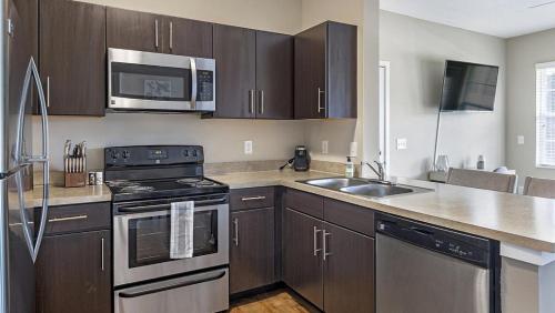 Landing Modern Apartment with Amazing Amenities ID1001X036 in Columbus, USA