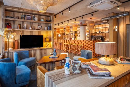 Shared lounge/TV area, Kopster Hotel Paris Porte de Versailles in Paris