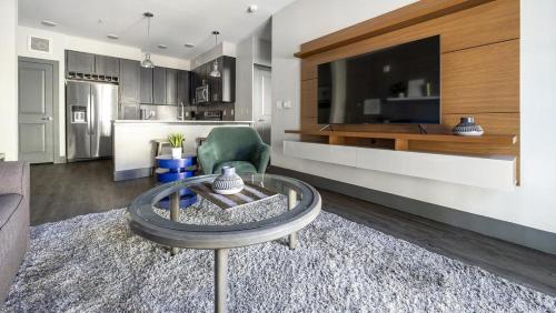 Landing - Modern Apartment with Amazing Amenities (ID6298X53) in Parker (CO)