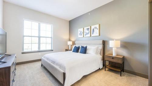 Landing - Modern Apartment with Amazing Amenities ID9024X45 in Spring Hill, USA