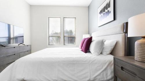 Landing - Modern Apartment with Amazing Amenities ID8784X50 in Jacksonville, USA