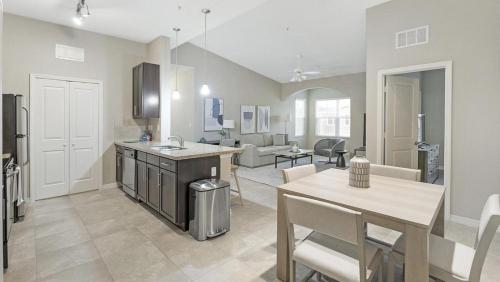Landing - Modern Apartment with Amazing Amenities ID1263X174 in Clearwater, USA